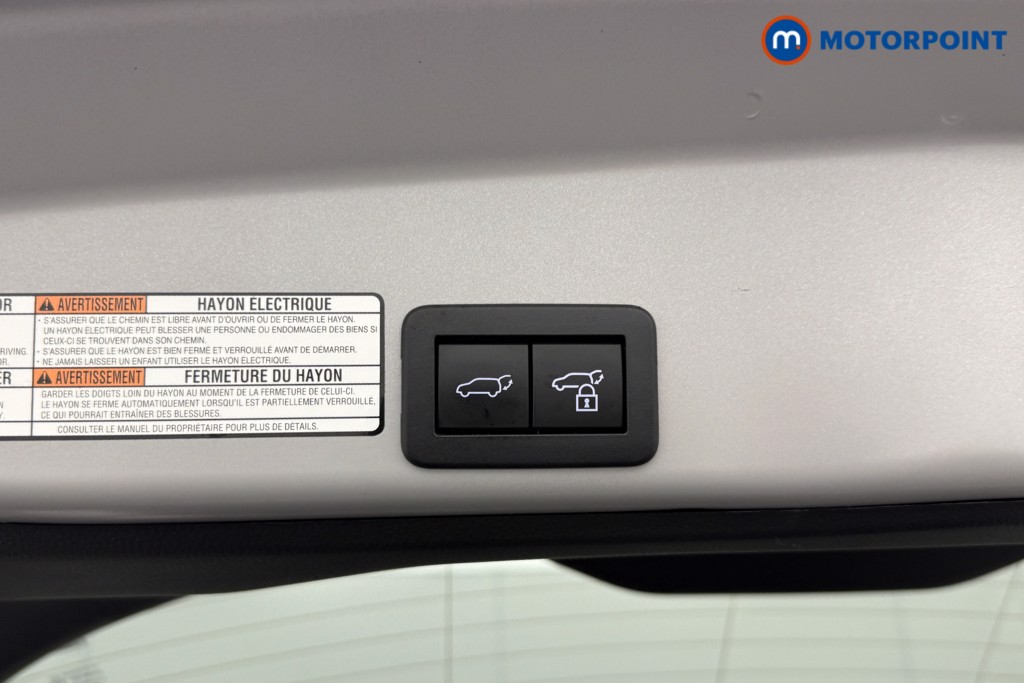 Toyota Yaris Cross Excel Automatic Petrol-Electric Hybrid Estate - Stock Number (1602106) - 24th supplementary image