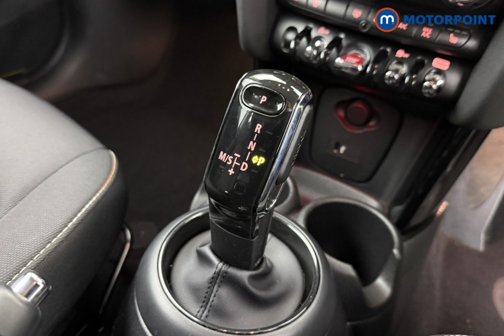 Mini Hatchback Cooper Classic Automatic Petrol Hatchback - Stock Number (1602170) - 11th supplementary image