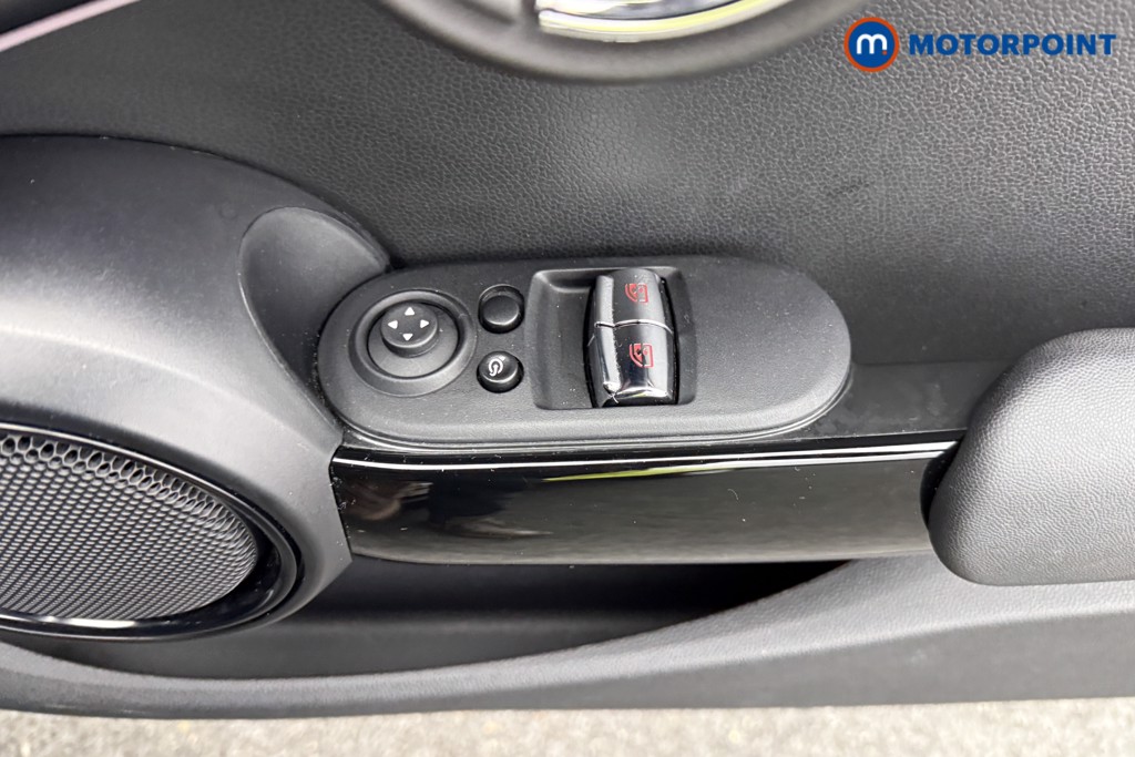 Mini Hatchback Cooper Classic Automatic Petrol Hatchback - Stock Number (1602170) - 15th supplementary image