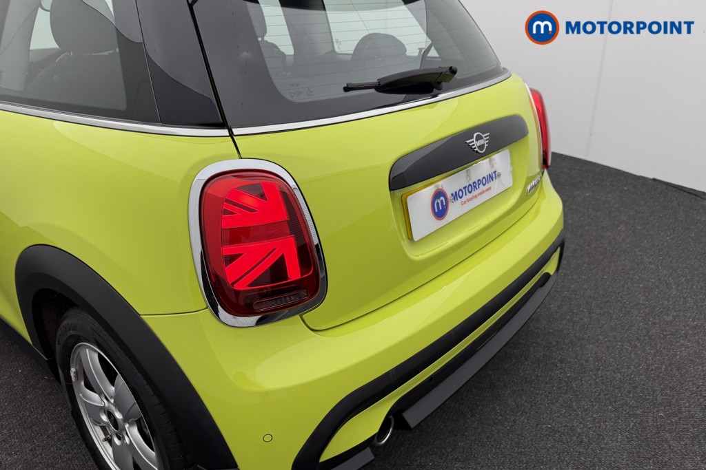 Mini Hatchback Cooper Classic Automatic Petrol Hatchback - Stock Number (1602170) - 23rd supplementary image