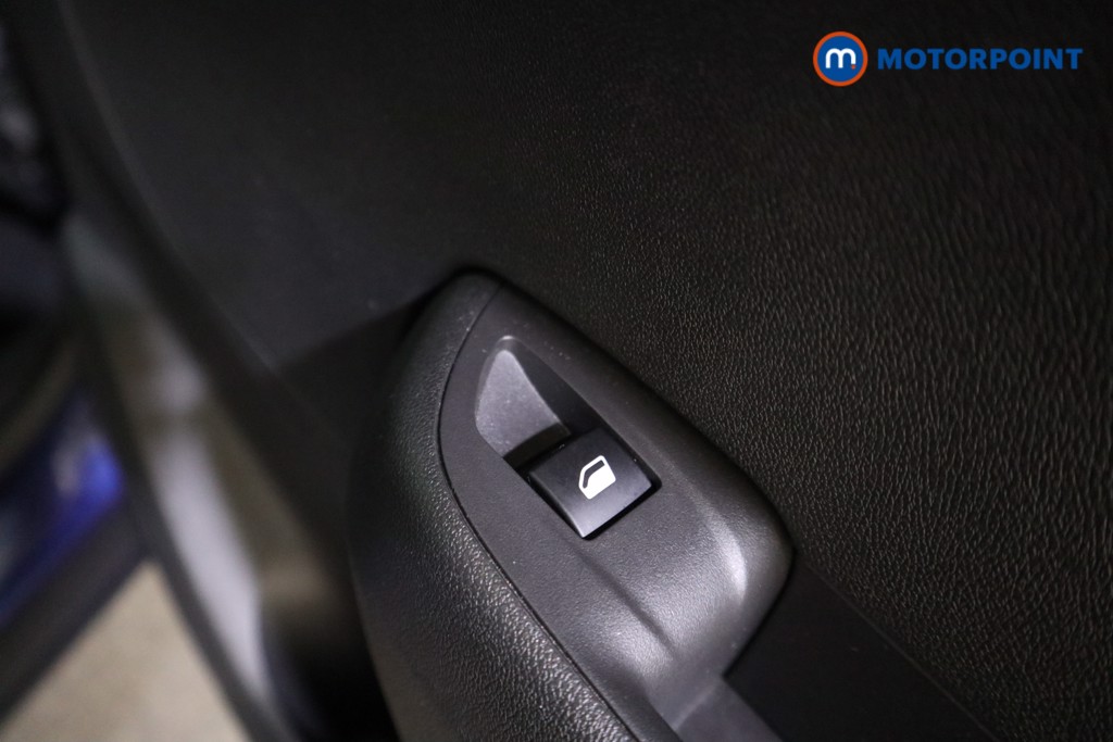 Vauxhall Crossland Elite Edition Automatic Diesel SUV - Stock Number (1602229) - 15th supplementary image