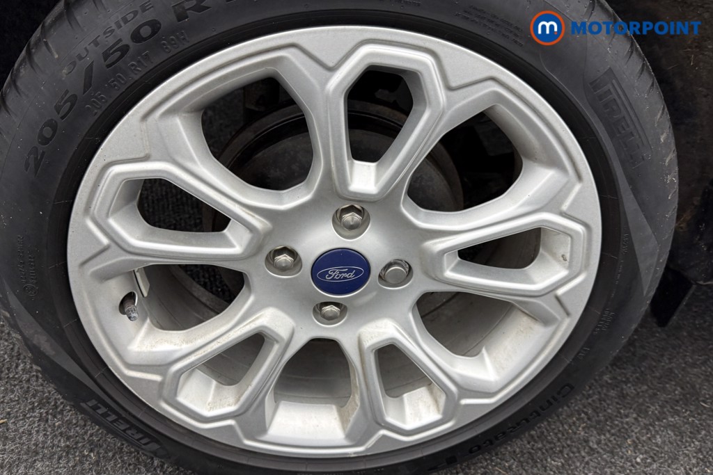 Ford Ecosport Titanium Manual Petrol SUV - Stock Number (1602262) - 30th supplementary image