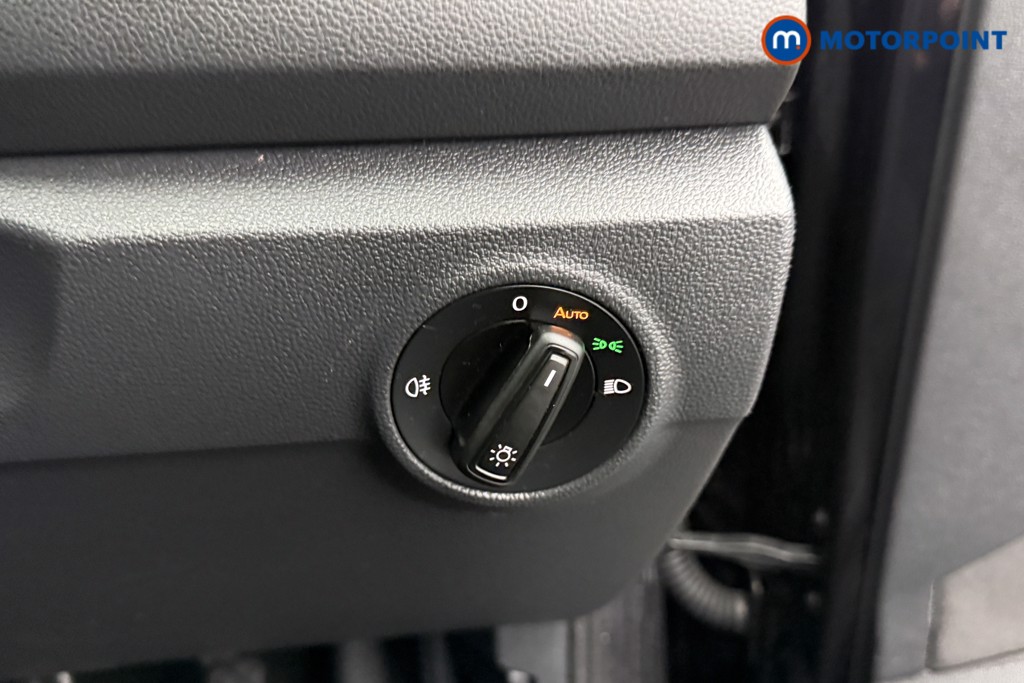 Volkswagen T-Roc Match Manual Petrol SUV - Stock Number (1602272) - 16th supplementary image