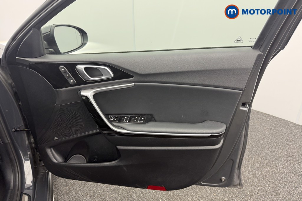 KIA Ceed Gt-Line S Automatic Petrol Hatchback - Stock Number (1602285) - 17th supplementary image