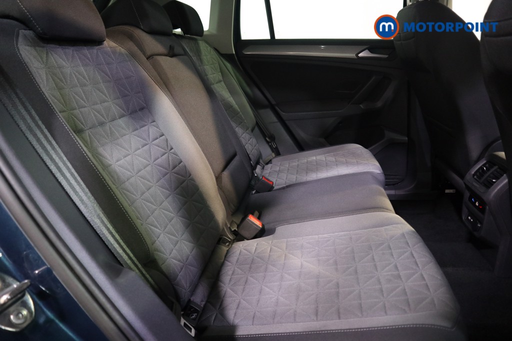 Volkswagen Tiguan Life Automatic Petrol Plug-In Hybrid SUV - Stock Number (1602315) - 15th supplementary image