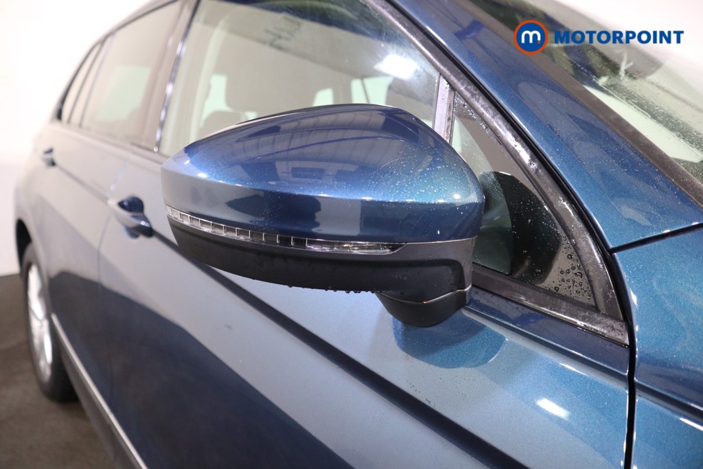 Volkswagen Tiguan Life Automatic Petrol Plug-In Hybrid SUV - Stock Number (1602315) - 29th supplementary image