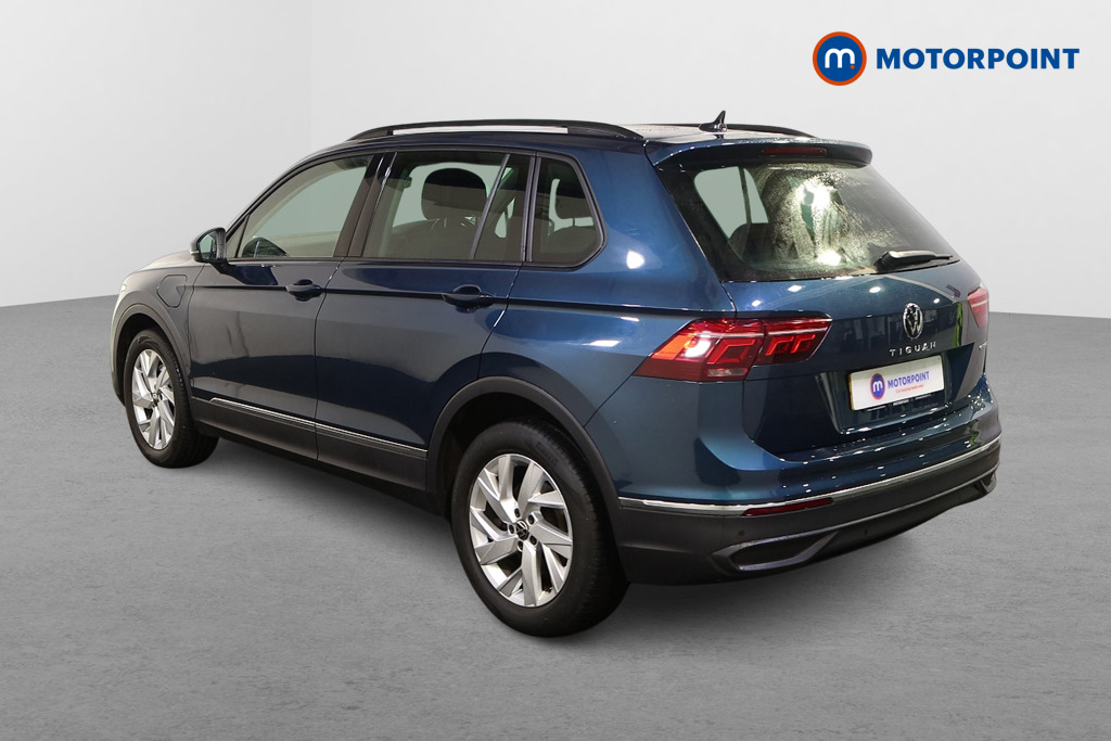 Volkswagen Tiguan Life Automatic Petrol Plug-In Hybrid SUV - Stock Number (1602315) - Passenger side rear corner