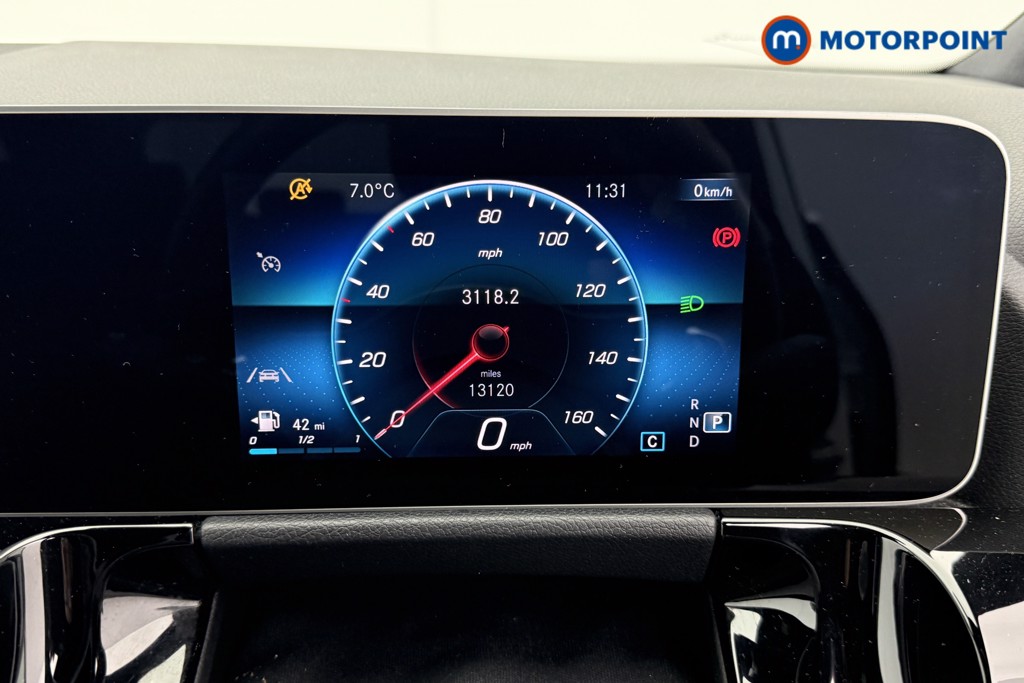 Mercedes-Benz GLA Amg Line Automatic Petrol SUV - Stock Number (1602344) - 4th supplementary image