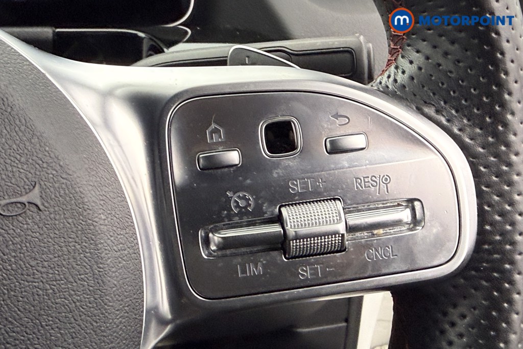 Mercedes-Benz GLA Amg Line Automatic Petrol SUV - Stock Number (1602344) - 13th supplementary image