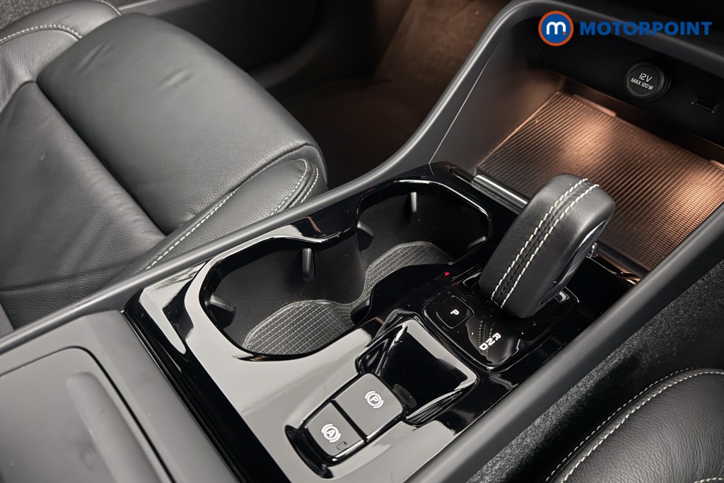 Volvo Xc40 R Design Automatic Petrol SUV - Stock Number (1602354) - 12th supplementary image