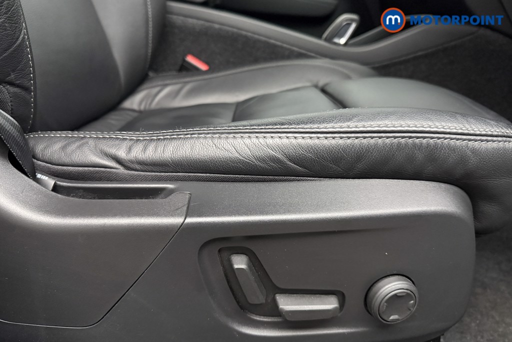 Volvo Xc40 R Design Automatic Petrol SUV - Stock Number (1602354) - 19th supplementary image