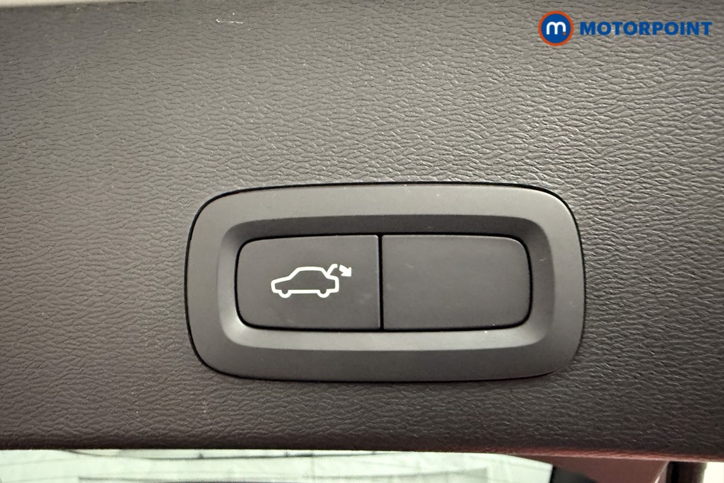 Volvo Xc40 R Design Automatic Petrol SUV - Stock Number (1602354) - 28th supplementary image