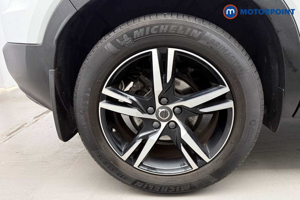 Volvo Xc40 R Design Automatic Petrol SUV - Stock Number (1602354) - 33rd supplementary image