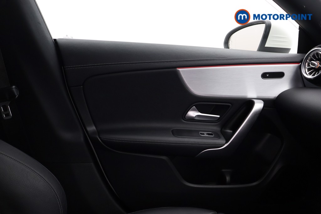 Mercedes-Benz CLA Amg Line Automatic Petrol Estate - Stock Number (1602356) - 13th supplementary image