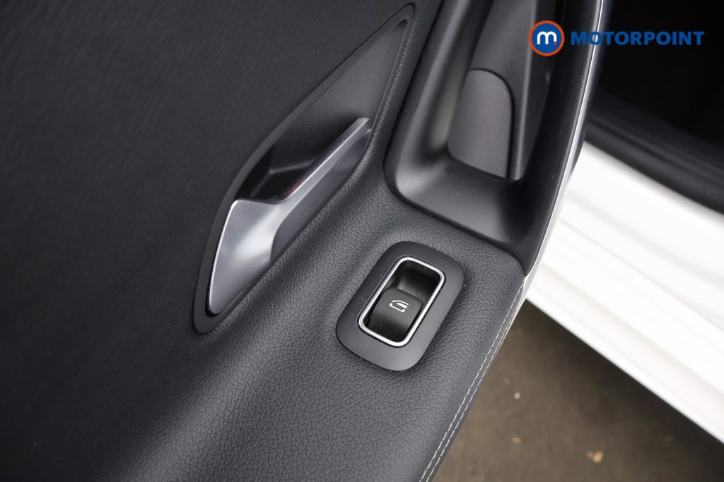 Mercedes-Benz CLA Amg Line Automatic Petrol Estate - Stock Number (1602356) - 29th supplementary image