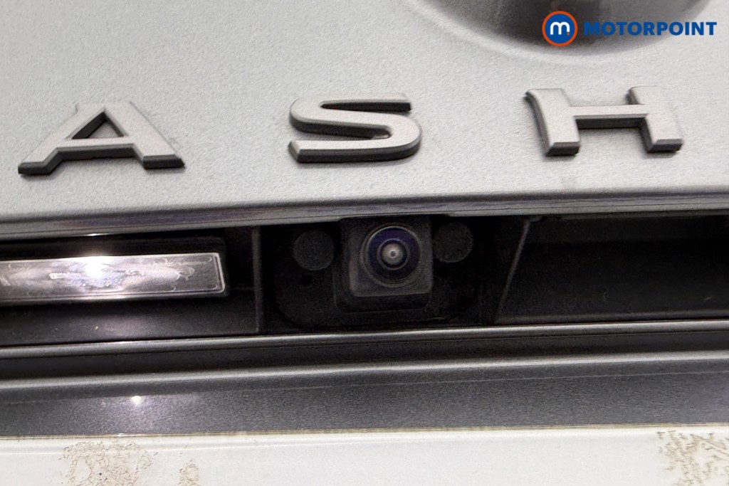 Nissan Qashqai N-Connecta Manual Petrol SUV - Stock Number (1602468) - 20th supplementary image