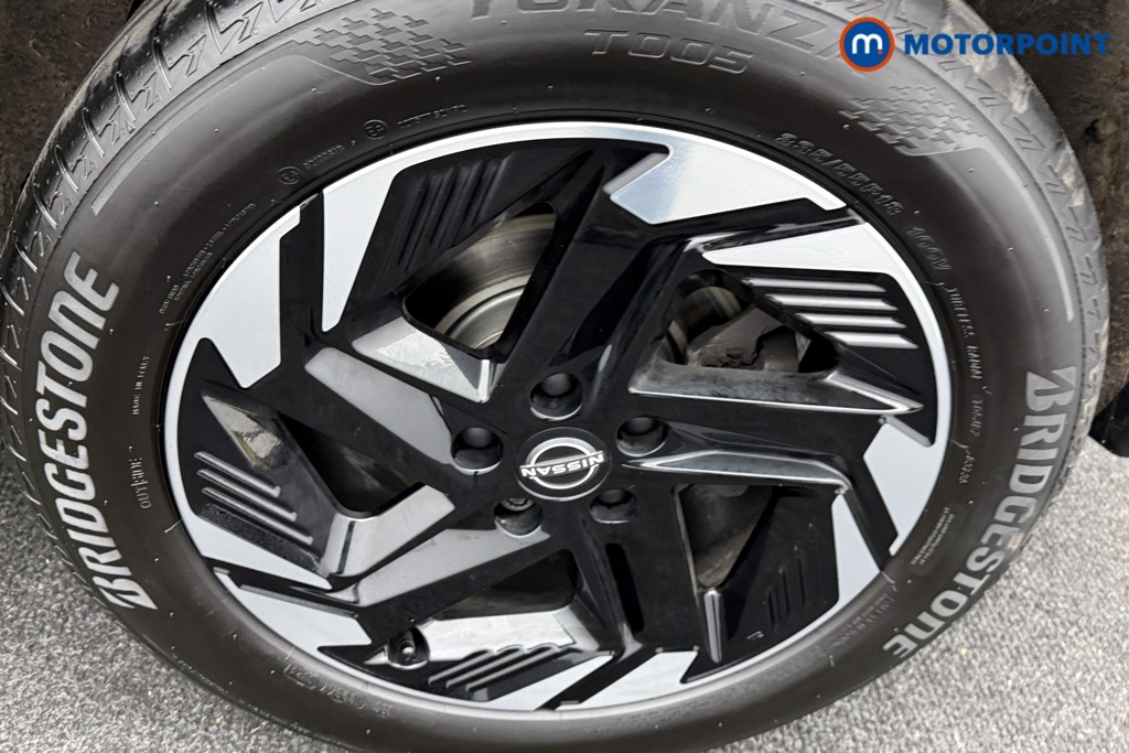 Nissan Qashqai N-Connecta Manual Petrol SUV - Stock Number (1602468) - 30th supplementary image