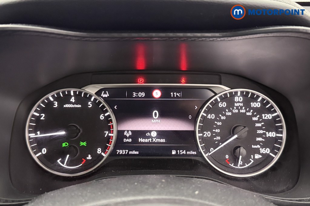 Nissan Juke Acenta Premium Manual Petrol SUV - Stock Number (1602496) - 4th supplementary image