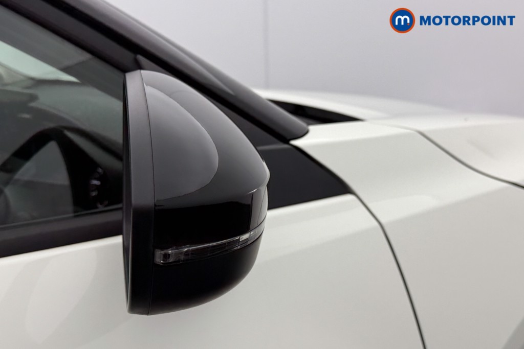 Nissan Juke Acenta Premium Manual Petrol SUV - Stock Number (1602496) - 15th supplementary image