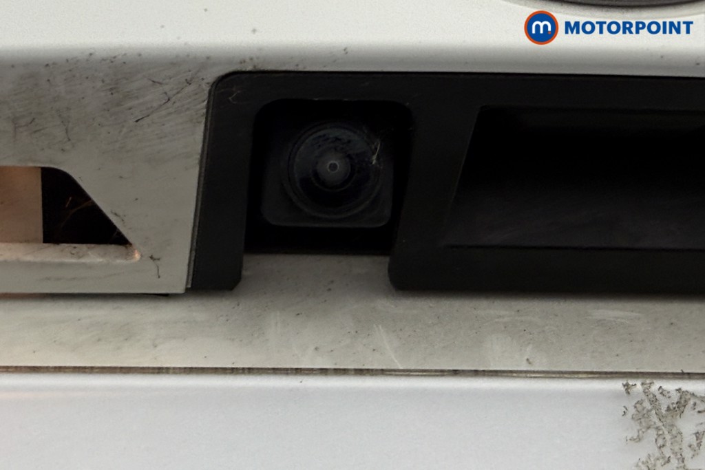 Nissan Juke Acenta Premium Manual Petrol SUV - Stock Number (1602496) - 17th supplementary image