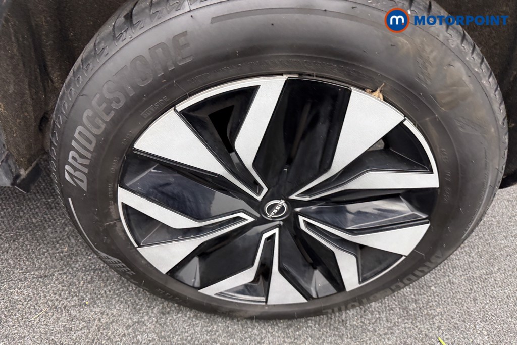 Nissan Juke Acenta Premium Manual Petrol SUV - Stock Number (1602496) - 27th supplementary image