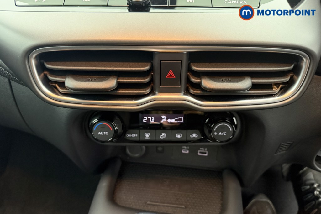 Nissan Juke N-Connecta Automatic Petrol-Electric Hybrid SUV - Stock Number (1602497) - 3rd supplementary image