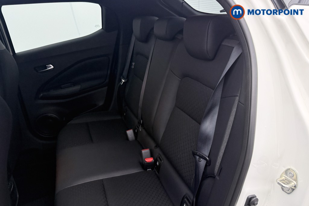 Nissan Juke N-Connecta Automatic Petrol-Electric Hybrid SUV - Stock Number (1602497) - 14th supplementary image