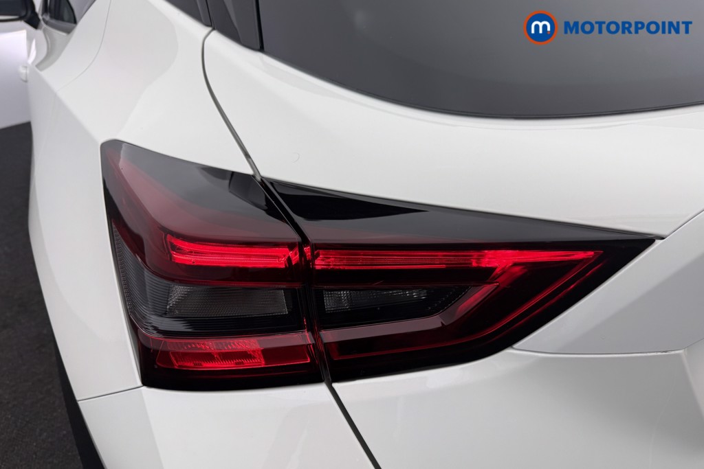 Nissan Juke N-Connecta Automatic Petrol-Electric Hybrid SUV - Stock Number (1602497) - 22nd supplementary image