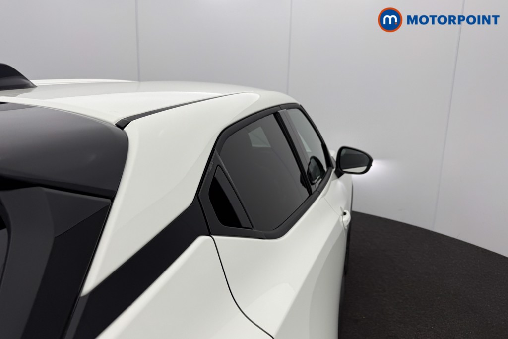 Nissan Juke N-Connecta Automatic Petrol-Electric Hybrid SUV - Stock Number (1602497) - 25th supplementary image