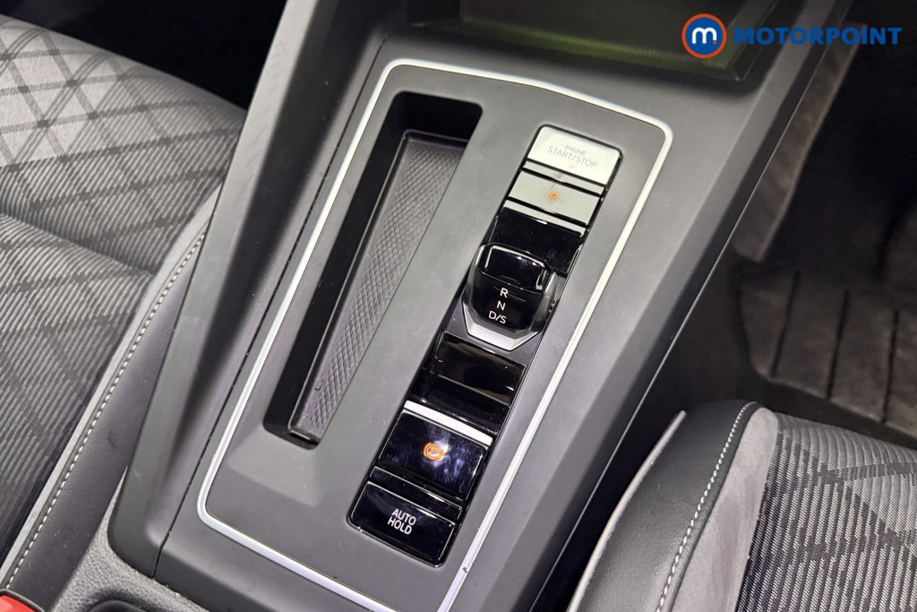 Volkswagen Golf R-Line Automatic Petrol Hatchback - Stock Number (1602506) - 5th supplementary image