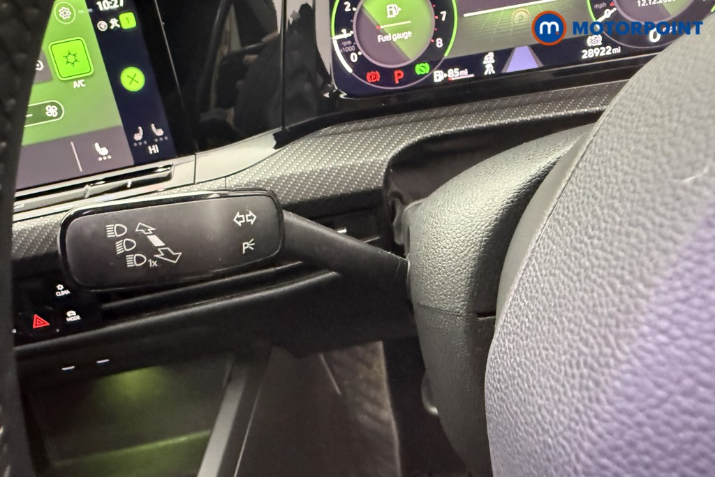 Volkswagen Golf R-Line Automatic Petrol Hatchback - Stock Number (1602506) - 9th supplementary image