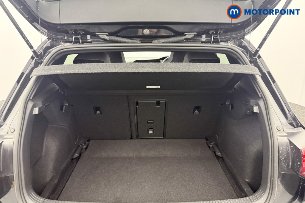 Volkswagen Golf R-Line Automatic Petrol Hatchback - Stock Number (1602506) - 19th supplementary image