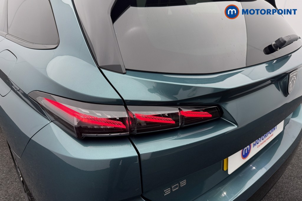 Peugeot 308 GT Automatic Petrol Plug-In Hybrid Estate - Stock Number (1602524) - 25th supplementary image