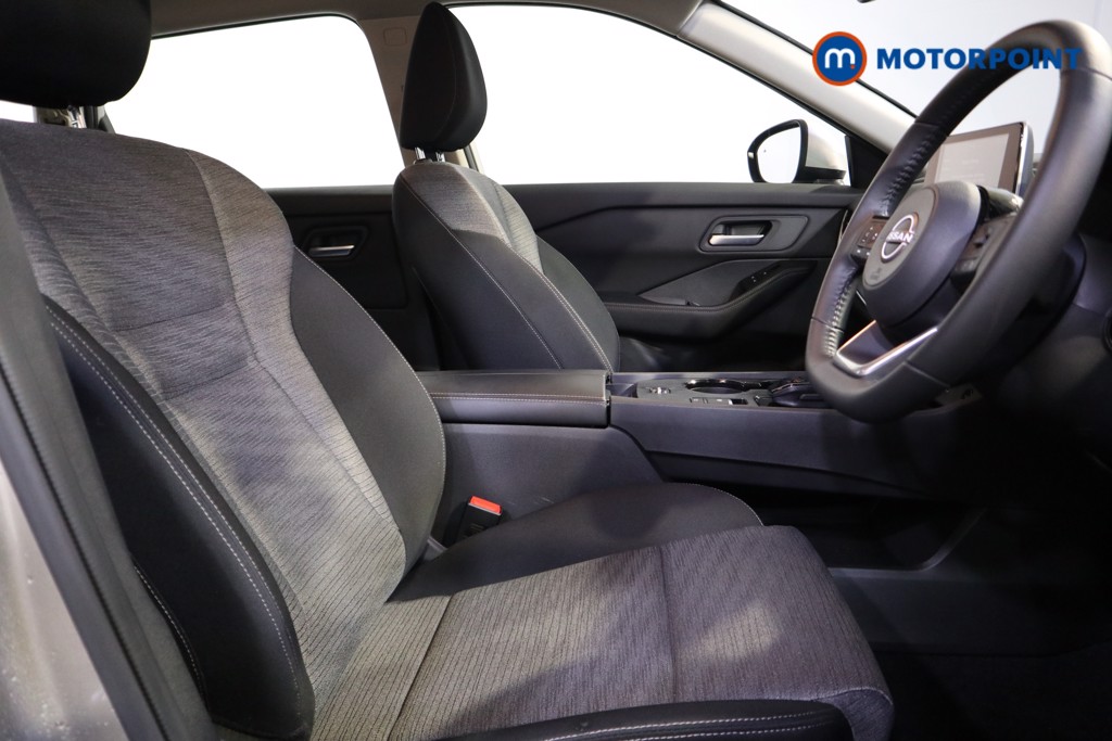 Nissan X-Trail Acenta Premium Automatic Petrol-Electric Hybrid SUV - Stock Number (1602530) - 13th supplementary image