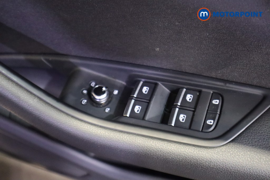 Audi A4 Technik Automatic Diesel Saloon - Stock Number (1602542) - 11th supplementary image