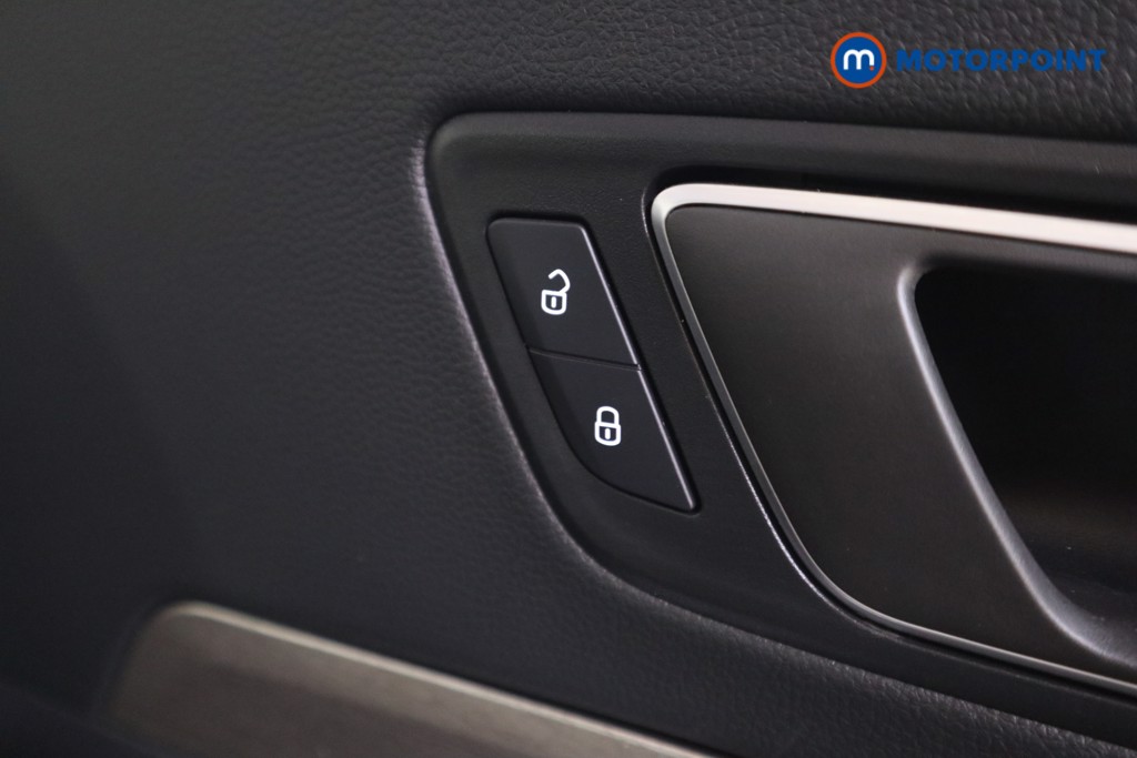 Seat Ateca Xperience Manual Petrol SUV - Stock Number (1602667) - 13th supplementary image