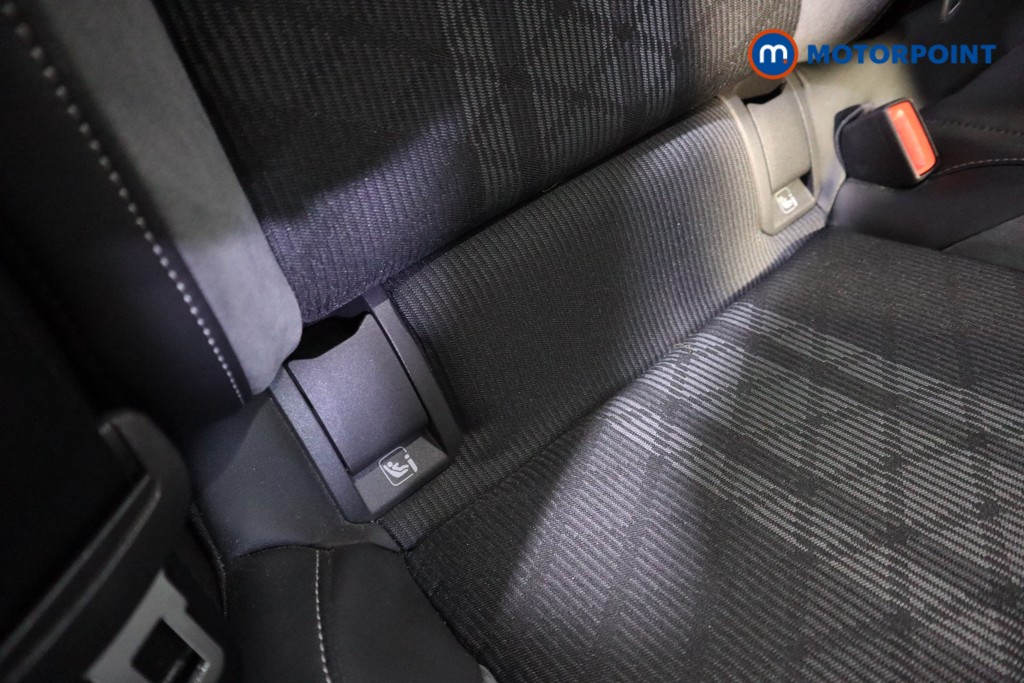 Volkswagen Golf R-Line Automatic Petrol Hatchback - Stock Number (1602680) - 16th supplementary image