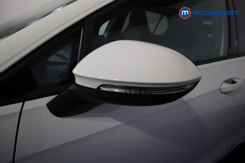 Volkswagen Golf R-Line Automatic Petrol Hatchback - Stock Number (1602680) - 28th supplementary image