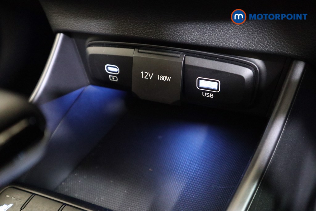 Hyundai Bayon Premium Automatic Petrol SUV - Stock Number (1602753) - 8th supplementary image