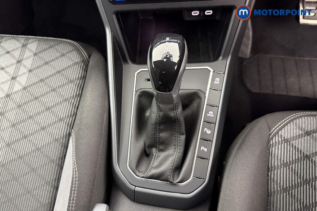 Volkswagen Taigo R-Line Automatic Petrol SUV - Stock Number (1602855) - 13th supplementary image