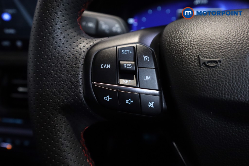 Ford Focus St-Line X Manual Petrol Hatchback - Stock Number (1602870) - 9th supplementary image