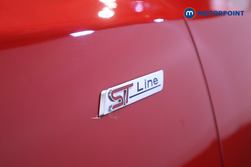 Ford Focus St-Line X Manual Petrol Hatchback - Stock Number (1602870) - 39th supplementary image