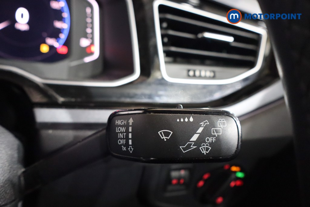 Volkswagen Polo SEL Automatic Petrol Hatchback - Stock Number (1602991) - 6th supplementary image