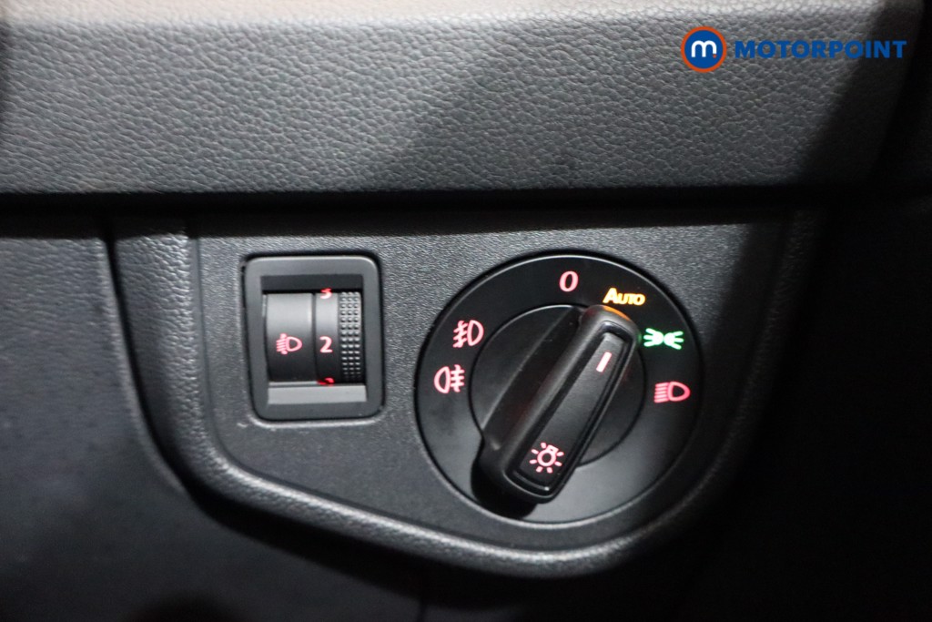 Volkswagen Polo SEL Automatic Petrol Hatchback - Stock Number (1602991) - 7th supplementary image