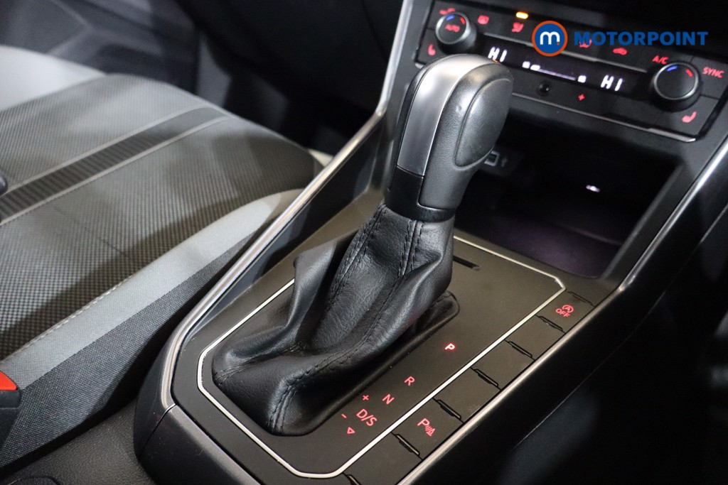 Volkswagen Polo SEL Automatic Petrol Hatchback - Stock Number (1602991) - 12th supplementary image