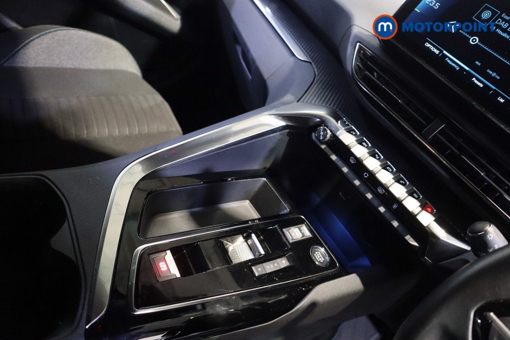 Peugeot 3008 Active Premium-Plus Automatic Petrol Plug-In Hybrid SUV - Stock Number (1603070) - 7th supplementary image