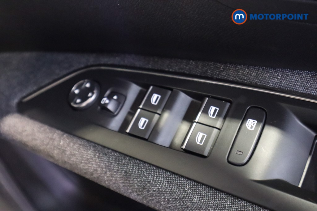 Peugeot 3008 Active Premium-Plus Automatic Petrol Plug-In Hybrid SUV - Stock Number (1603070) - 11th supplementary image