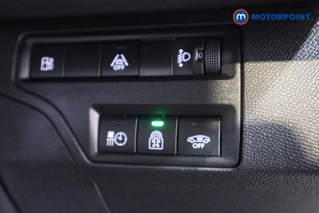 Peugeot 3008 Active Premium-Plus Automatic Petrol Plug-In Hybrid SUV - Stock Number (1603070) - 12th supplementary image