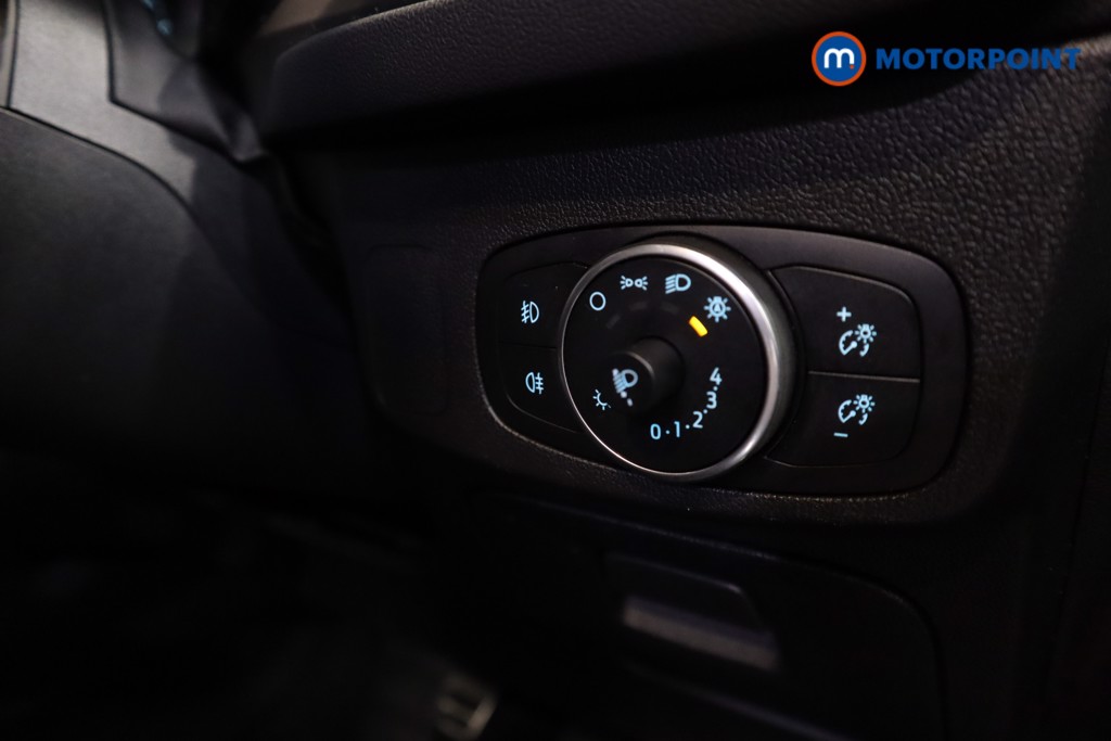 Ford Focus St-Line Edition Manual Petrol Hatchback - Stock Number (1603086) - 4th supplementary image