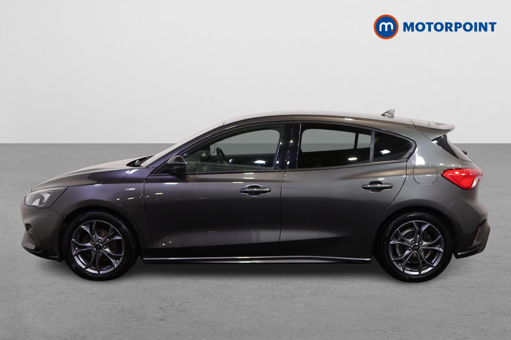 Ford Focus St-Line Edition Manual Petrol Hatchback - Stock Number (1603086) - Passenger side
